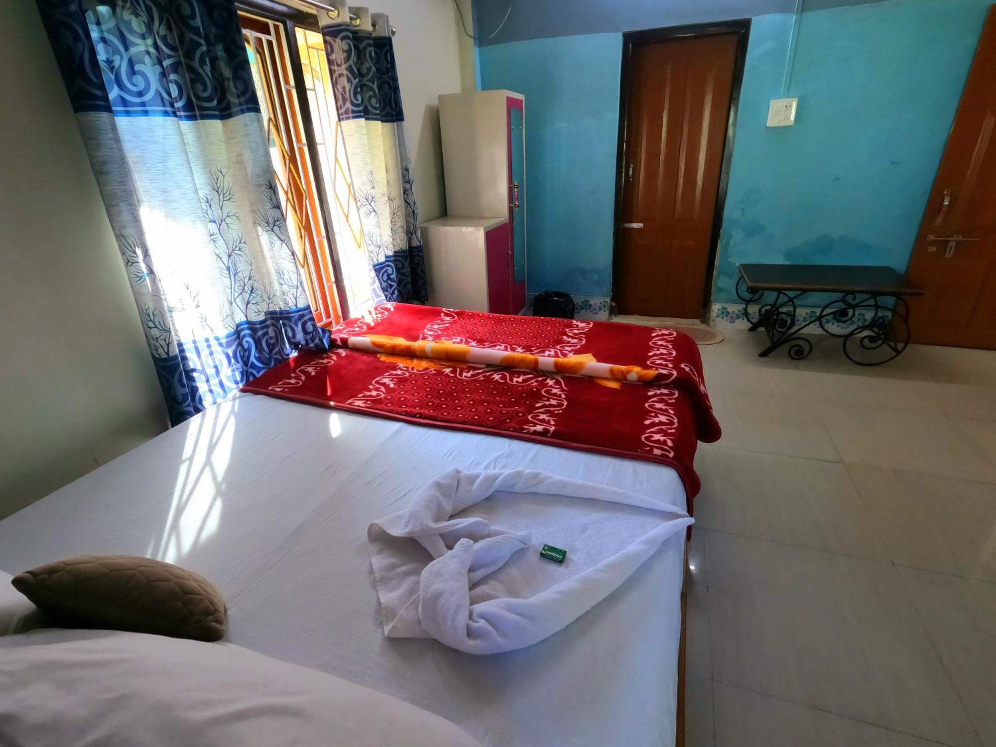 Kareng Party Camp N Homestay Kāziranga المظهر الخارجي الصورة