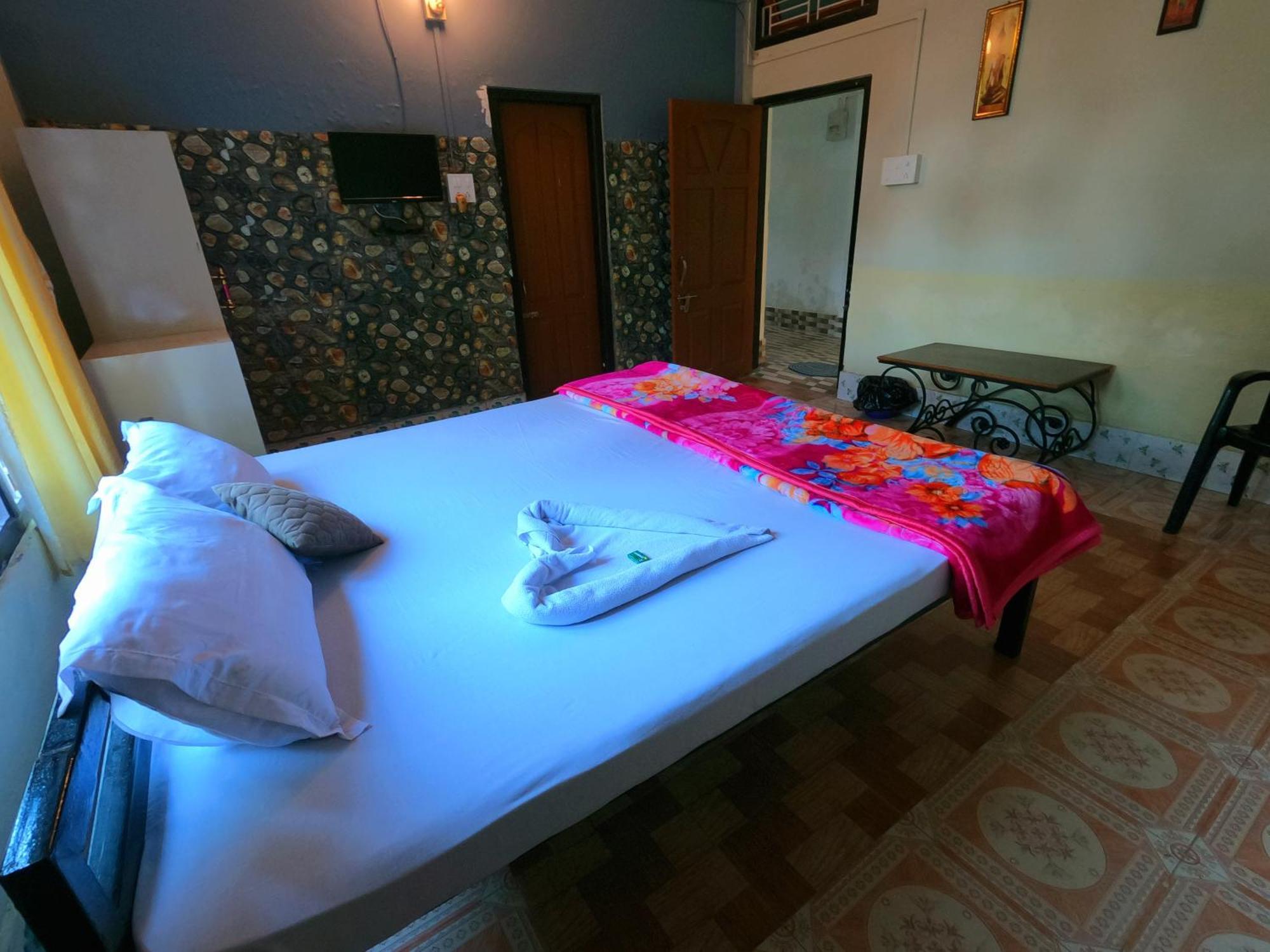 Kareng Party Camp N Homestay Kāziranga المظهر الخارجي الصورة