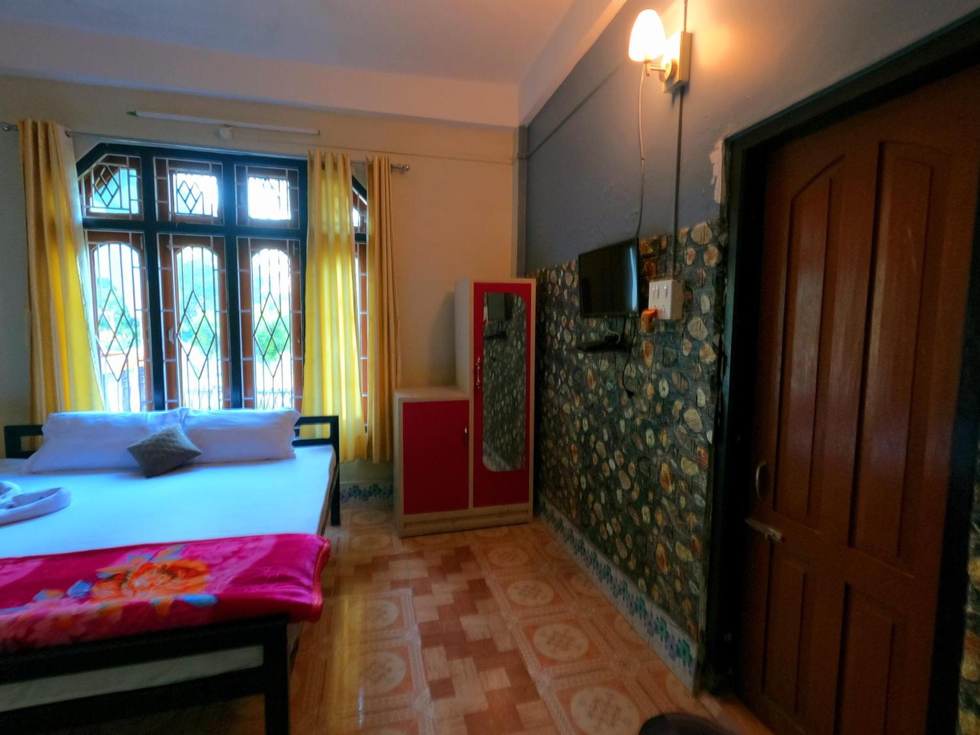 Kareng Party Camp N Homestay Kāziranga المظهر الخارجي الصورة