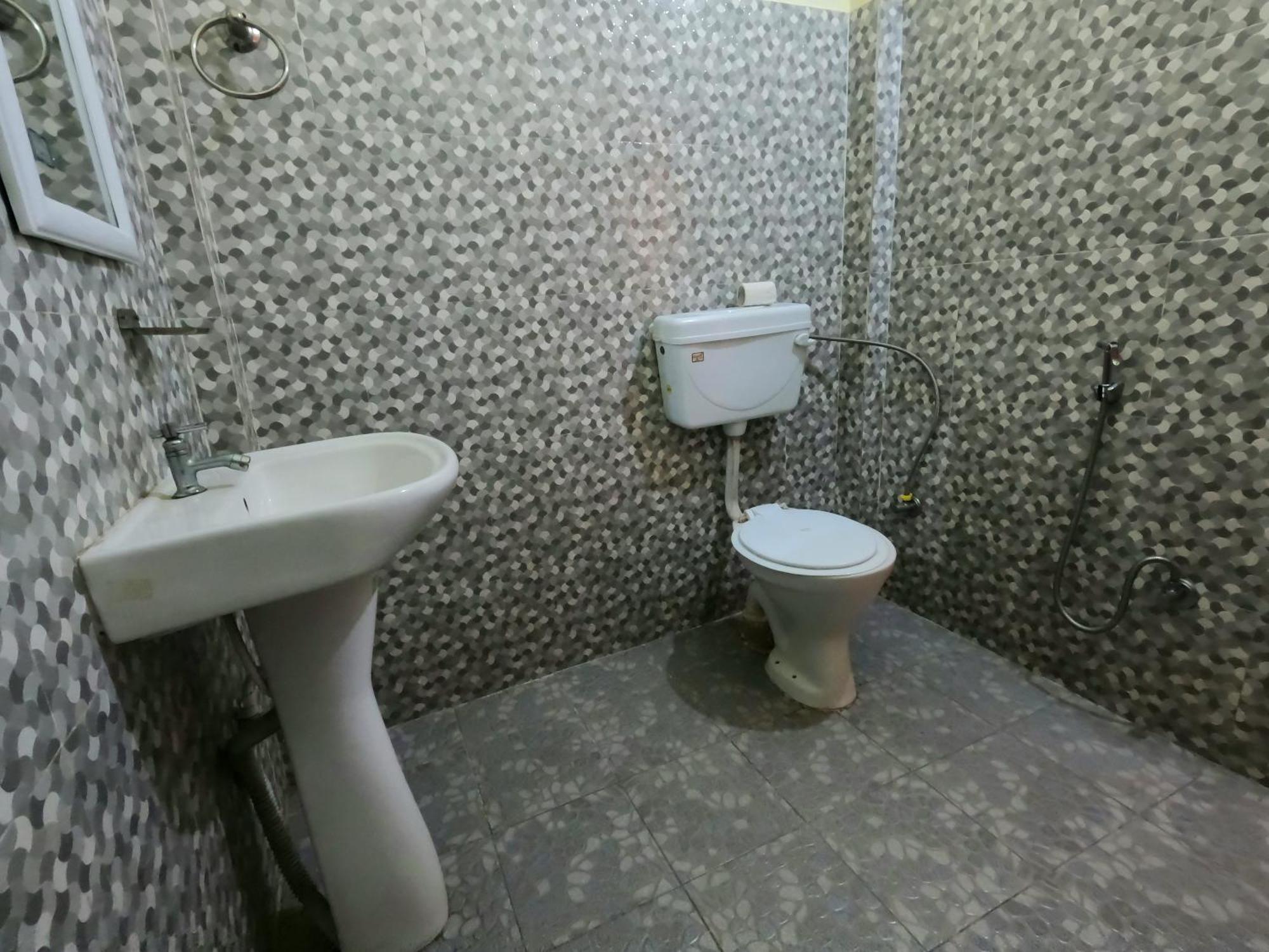Kareng Party Camp N Homestay Kāziranga المظهر الخارجي الصورة